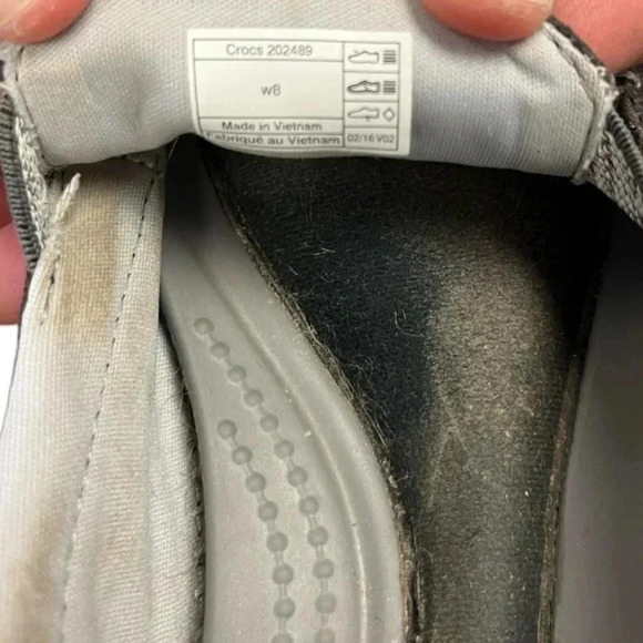 Crocs Walu II Black Canvas Slip On  Loafers Size 8 - Picture 7 of 7